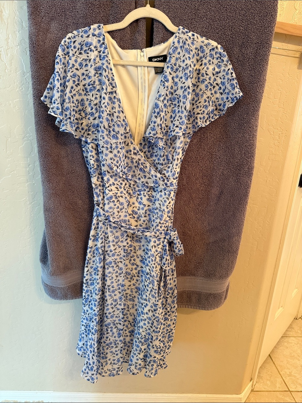 DKNY White Dress with Blue Floral Print Mini Wrap